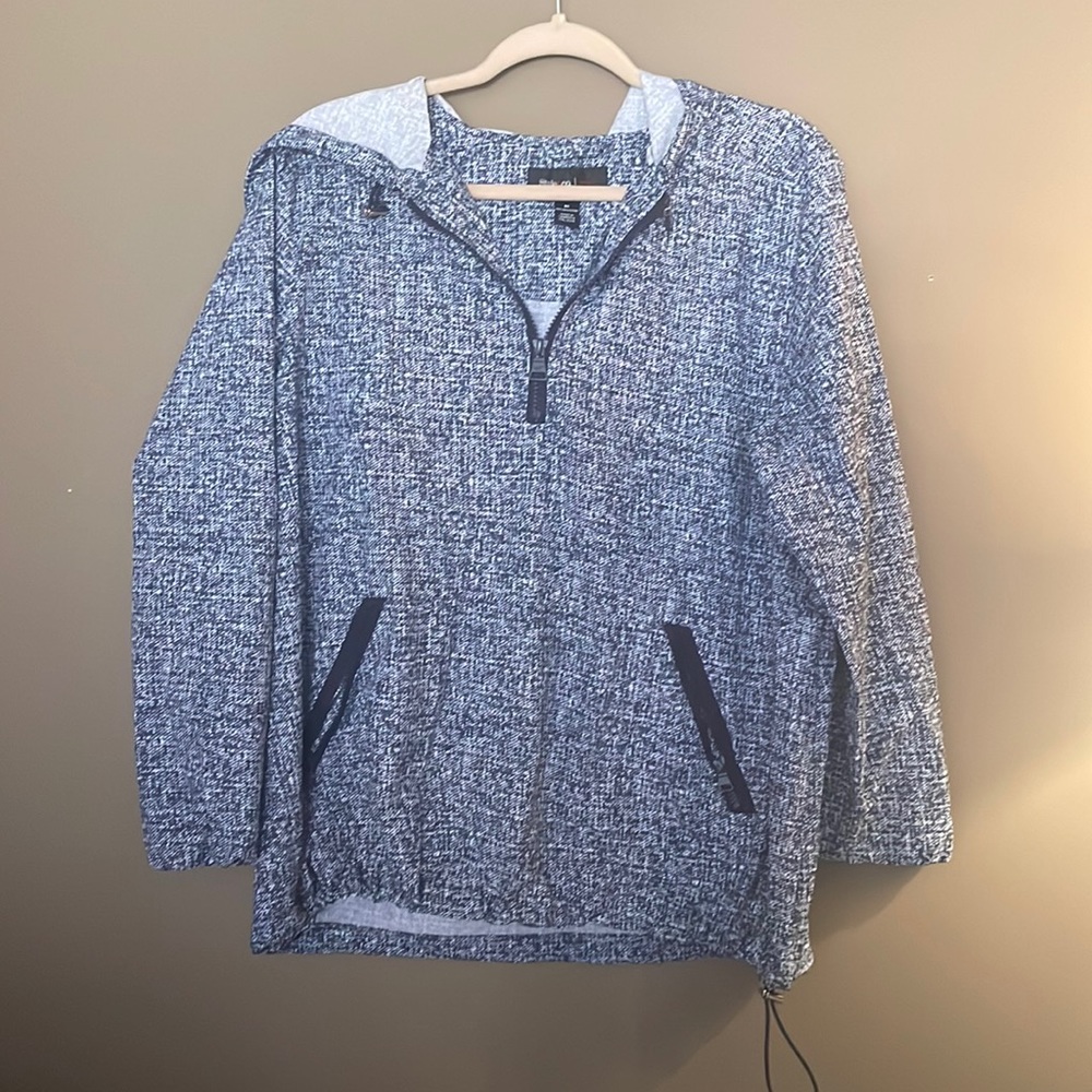 Pull over half zip windbreaker